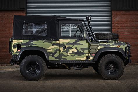 Land Rover Defender Military Edition | Uncrate