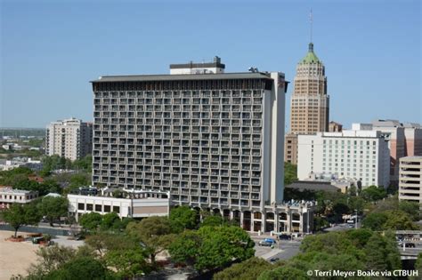 Hilton Palacio del Rio - The Skyscraper Center