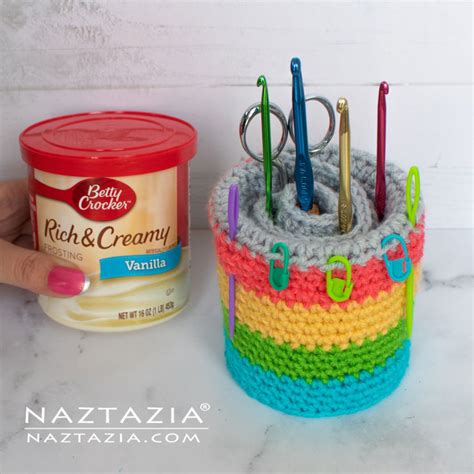 Crochet Hook Holder - Naztazia