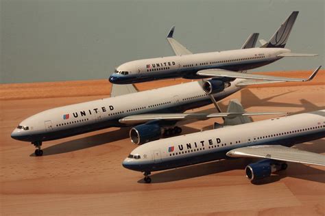 Gemini Jets: United 777 & American 777 - DA.C