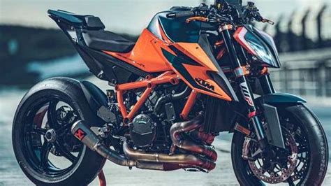 KTM's flagship 1290 Super Duke R recalled. Here's why | HT Auto