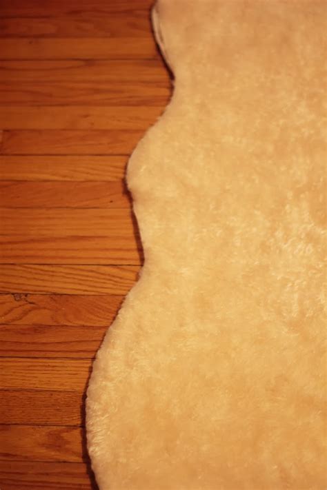 sassafras: faux fur rug or wall decor :: diy