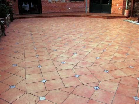 Outdoor tile / for floors / ceramic / polished - ALDONZA - Gresmanc | Baldosas para exterior ...