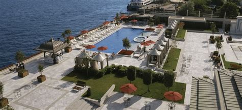 Four Seasons Hotel Istanbul at the Bosphorus - Hotels & Style