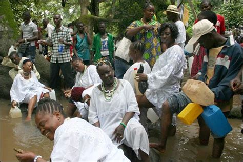 Osun River Worshippers With Austrian Woman As Priestess (pictures) - Religion - Nigeria