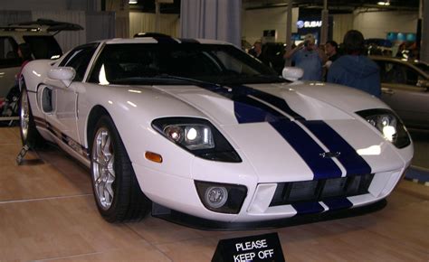 File:2005 Ford GT.jpg - Wikipedia