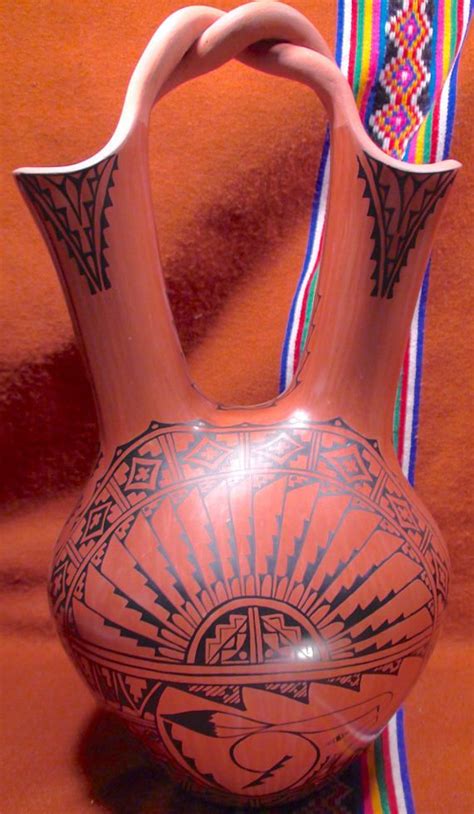 Here is an awesome vintage Native American Jemez Pueblo Pottery Two Toned Wedding Vase. It ...