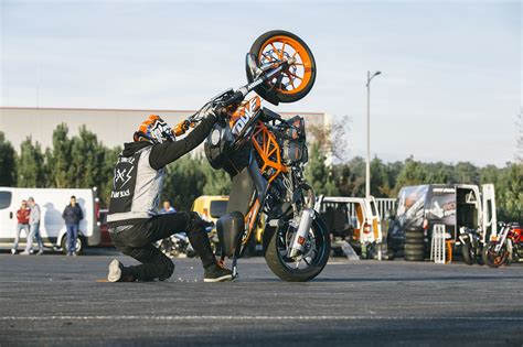 How to build a stunt bike - KTM Duke version - Rok Bagoroš