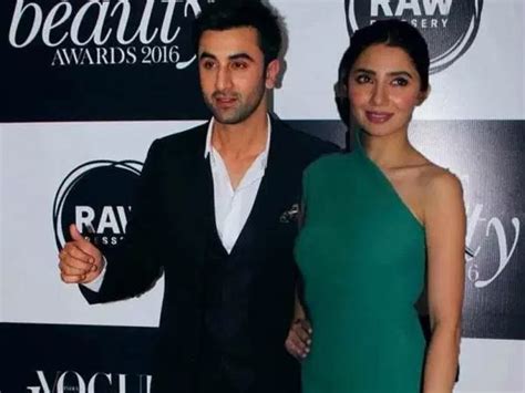 Ranbir Kapoor Secretly Meets Mahira Khan In London