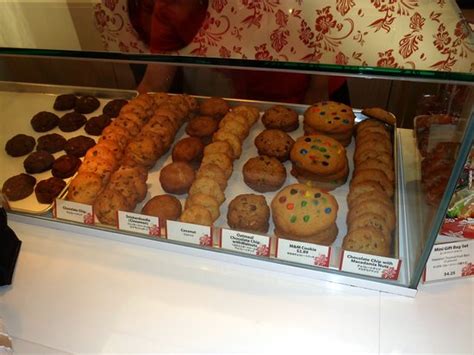 The Cookie Corner, Honolulu - Restaurant Reviews, Phone Number & Photos - TripAdvisor