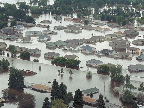 Flood 2011: The Minot Souris River Flood Pictorial Book – Pediment