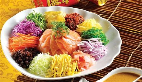 Prosperous Yu Sheng Fish Salad at Singapore Festival | Fish salad, Healthy recipes, Asian dishes