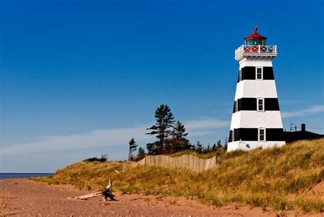 16 Best Lighthouses in Canada