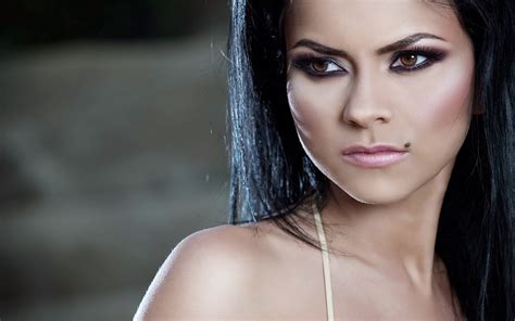 Inna Romania Singer - HD Wallpapers of World's Hot Actress