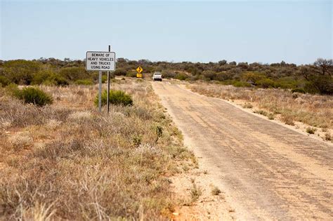 How to get to Maralinga, map and description of intersections.