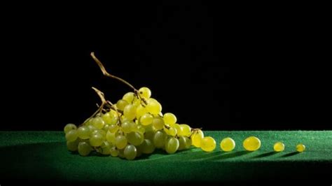 Black Vs Green Grapes: பன்னீர் திராட்சையா? பச்சை திராட்சையா ...