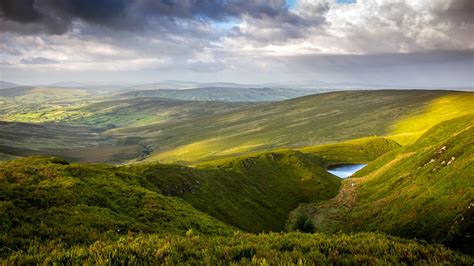 Top 5 Greenest Sceneries in Northern Ireland | ABI Holiday Homes