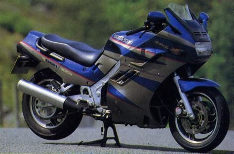 Review of Suzuki GSX 750 F (reduced effect) 1992: pictures, live photos ...