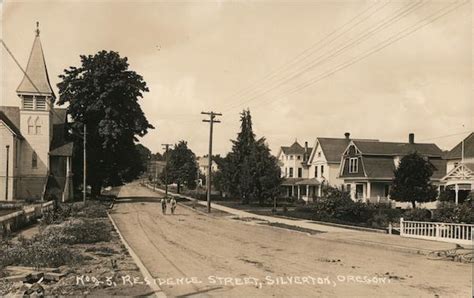 Residence Street Silverton, OR Postcard