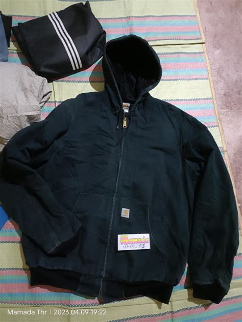 Carhartt workwear jacket on Carousell