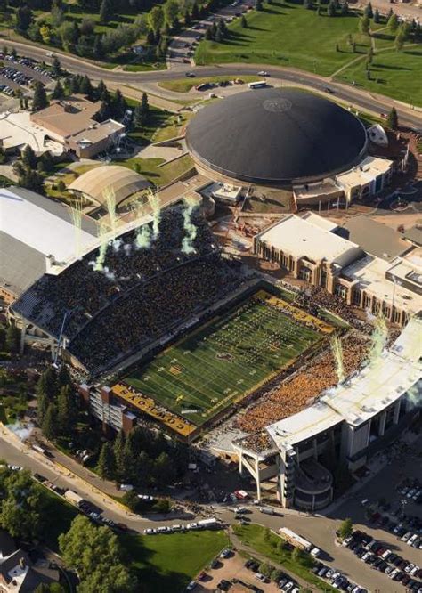 Football Gameday at the University of Wyoming | Visit Laramie