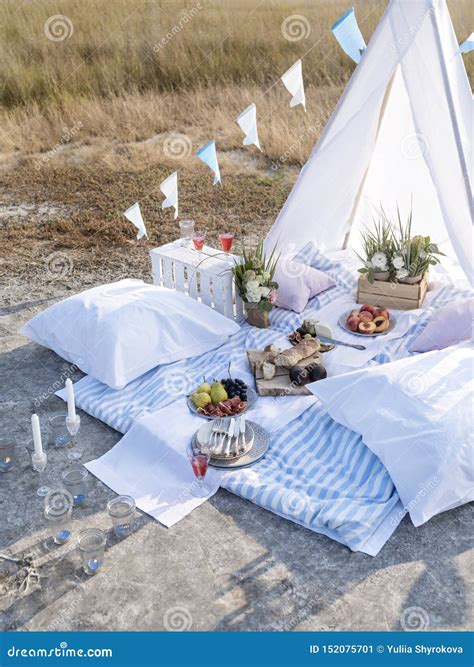 Lovely Romantic Glamping for Two. Stock Image - Image of light, beach: 152075701