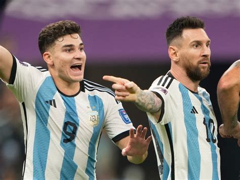 Messi magic sends Argentina through to World Cup final in Qatar | World ...