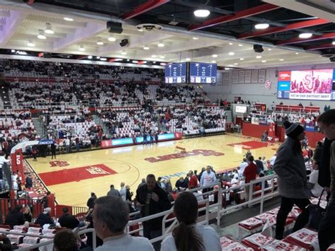 CARNESECCA ARENA GYM - Updated January 2025 - 14 Photos - 8000 Utopia ...