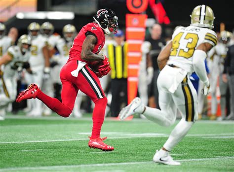 Julio Jones Must Show More Consistency in 2018