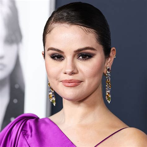 Selena Gomez Stuns In A Slinky Purple Dress At The Premiere Of Her New ...