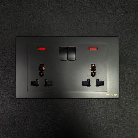 Black Universal2 Gang socket 13A Tekled Ghana - Tekled