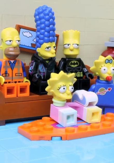 The Simpsons LEGO Movie Couch Gag (S) (2014) - FilmAffinity