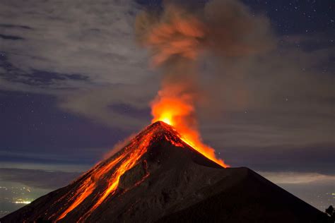 La Palma Volcano Eruption: What Are Its Health Consequences? - Bullfrag