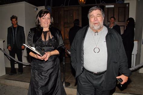 Janet Hill Wozniak 5 Facts About Steve Wozniak's Wife