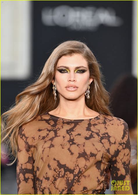 Valentina Sampaio Is Reportedly Victoria's Secret's First Transgender Model: Photo 4330573 ...