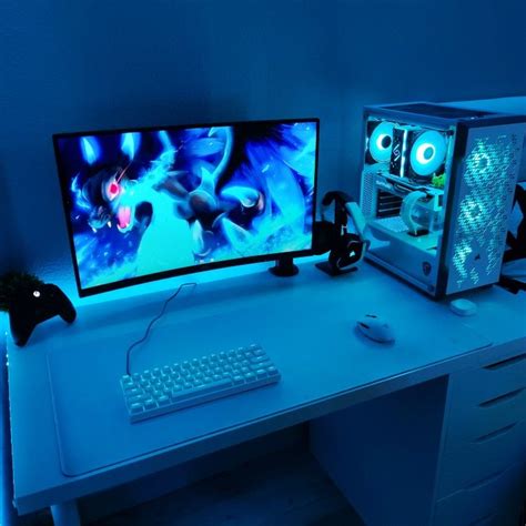 White and blue gaming setup | Gaming room setup, Gaming setup, Game ...