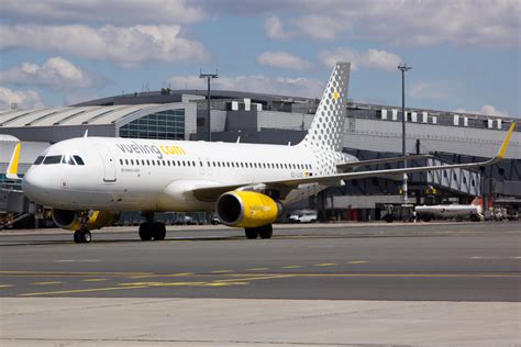 Is Vueling Safe? (Yes, It Is.) - KN Aviation