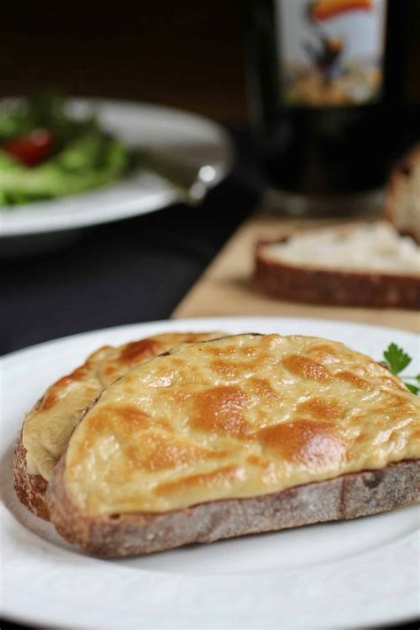 Welsh Rarebit (Classic Cheese on Toast Recipe) - Christina's Cucina