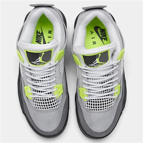 Air Jordan 4 Neon – beyondgoods