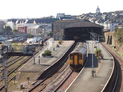 Penzance railway station photo-survey... © Andy F :: Geograph Britain and Ireland