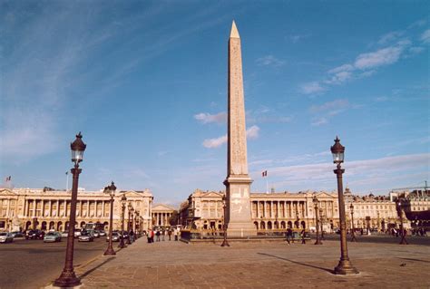 Place De La Concorde, The Most Famous Square in Paris - Traveldigg.com