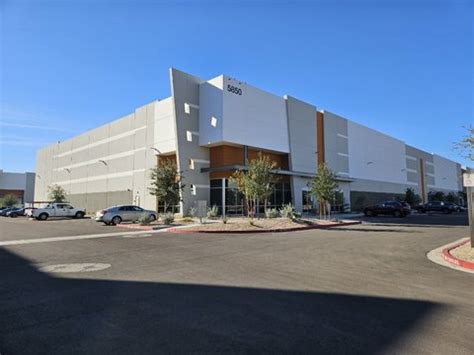 PGW Auto Glass Debuts Two New Distribution Centers - glassBYTEs ...