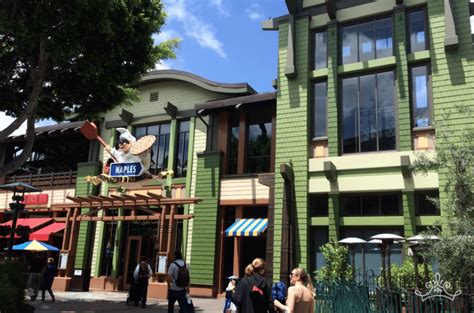 Naples Ristorante e Pizzeria in Disneyland's Downtown Disney