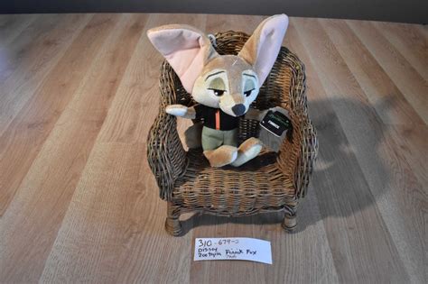 Disney Zootopia Finnick Fox Plush – Hurricane Jack Surplus