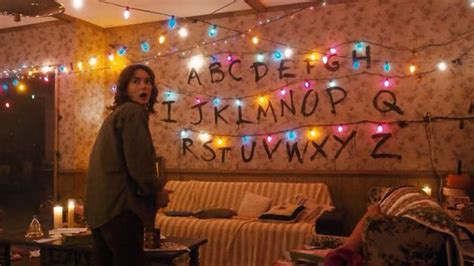 DIY 'Stranger Things' lights are here just in time for Halloween | Mashable