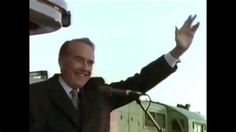 1996 Bob Dole for President - general election TV ad - 1:00 - 'Ready to Lead America" - YouTube