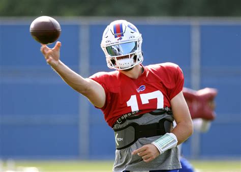 Buffalo Bills still taking a calculated risk with Josh Allen contract