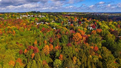 10 Breathtaking Places To See Fall Colours Near Toronto - Ultimate Ontario