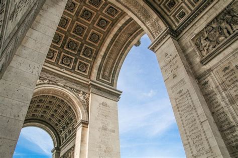 Arc de Triomphe | Arc de triomphe, Paris, Beautiful buildings