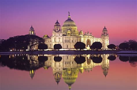 Victoria Memorial - History of India's First Queen | Indiano Travel